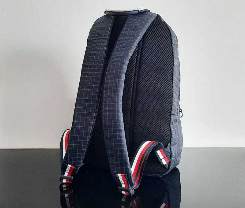 Plecak marki Tommy Hilfiger model Th Established Backpack