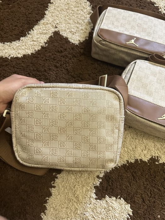 Сумка Air Jordan Monogram Crossbody | Nike, найк, джордан месенджер
