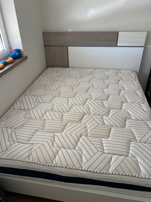 Vendo cama + colchão, 195/150 novo, 400euros
