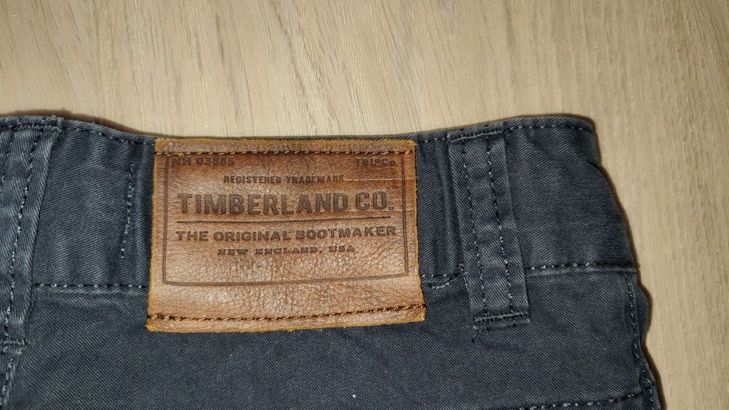 Spodenki Timberland r. 8 lat granatowe