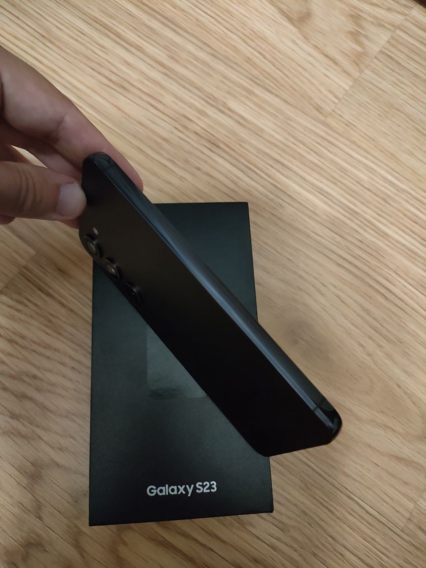 Samsung S23 256GB, Como Novo, Garantia, Com Caixa