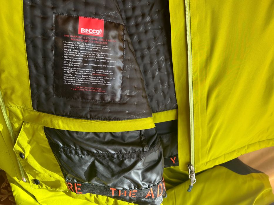 Лижний костюм з recco, gore-tex, trangoworld