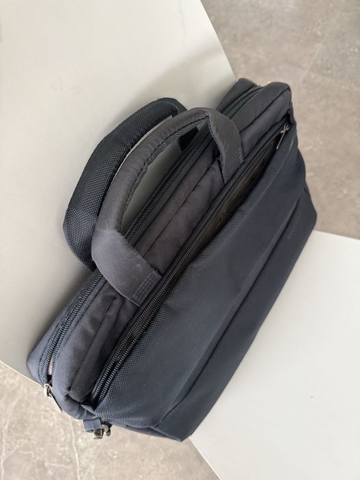 Tucano - mala ombro para portatil