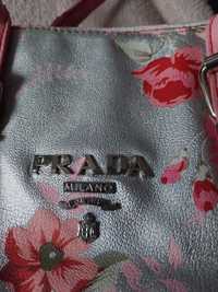 Mała, cudna torebka z logo  PRADA MILANO