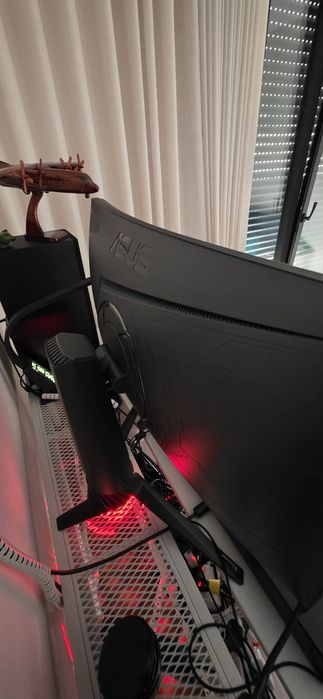 Monitor Asus ROG Strix XG27WQ