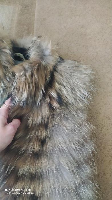 Метелица натуральная меховая жилетка жилет хутряна енот хс розмір