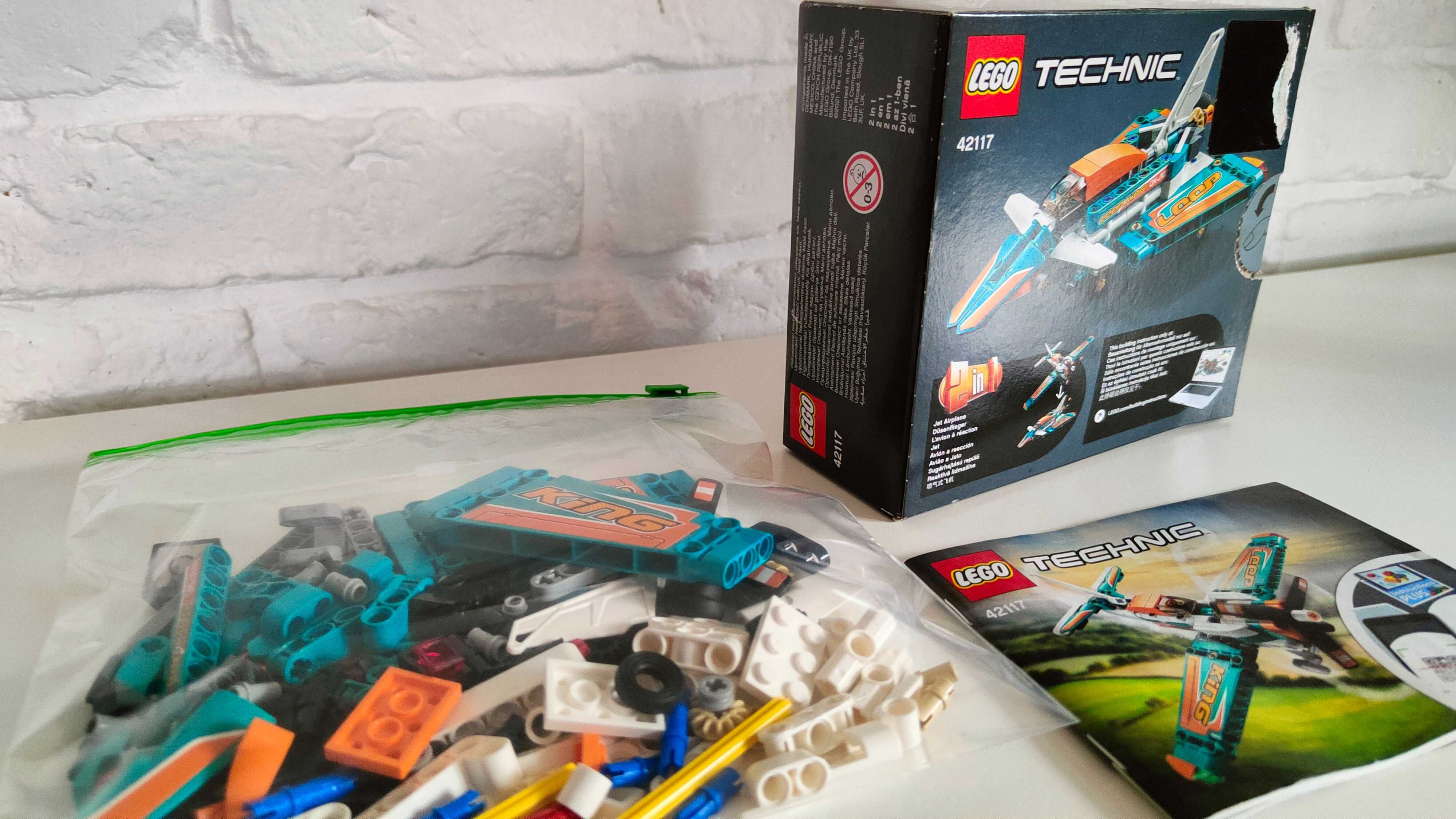 Klocki Lego Technic samolot wyścigowy 42117