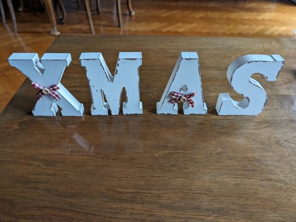 XMAS napis ozdoba świąteczna litery x m a s