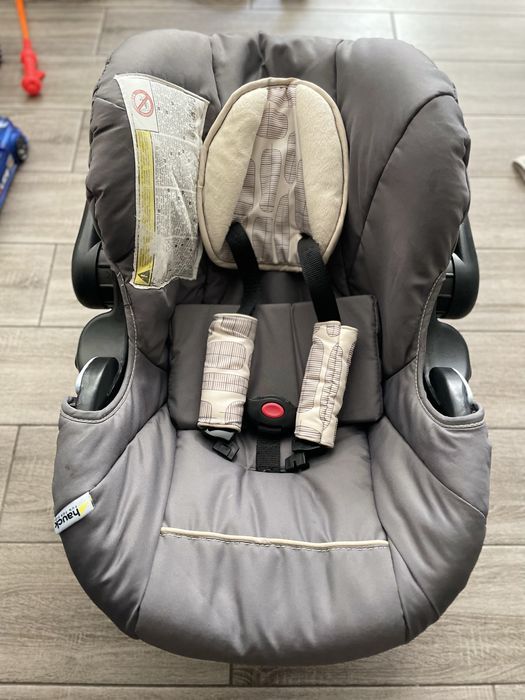 Дитяче авто крісло від 0