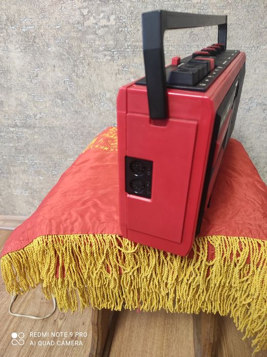 Переносной кассетный магнитофон Весна 309-1