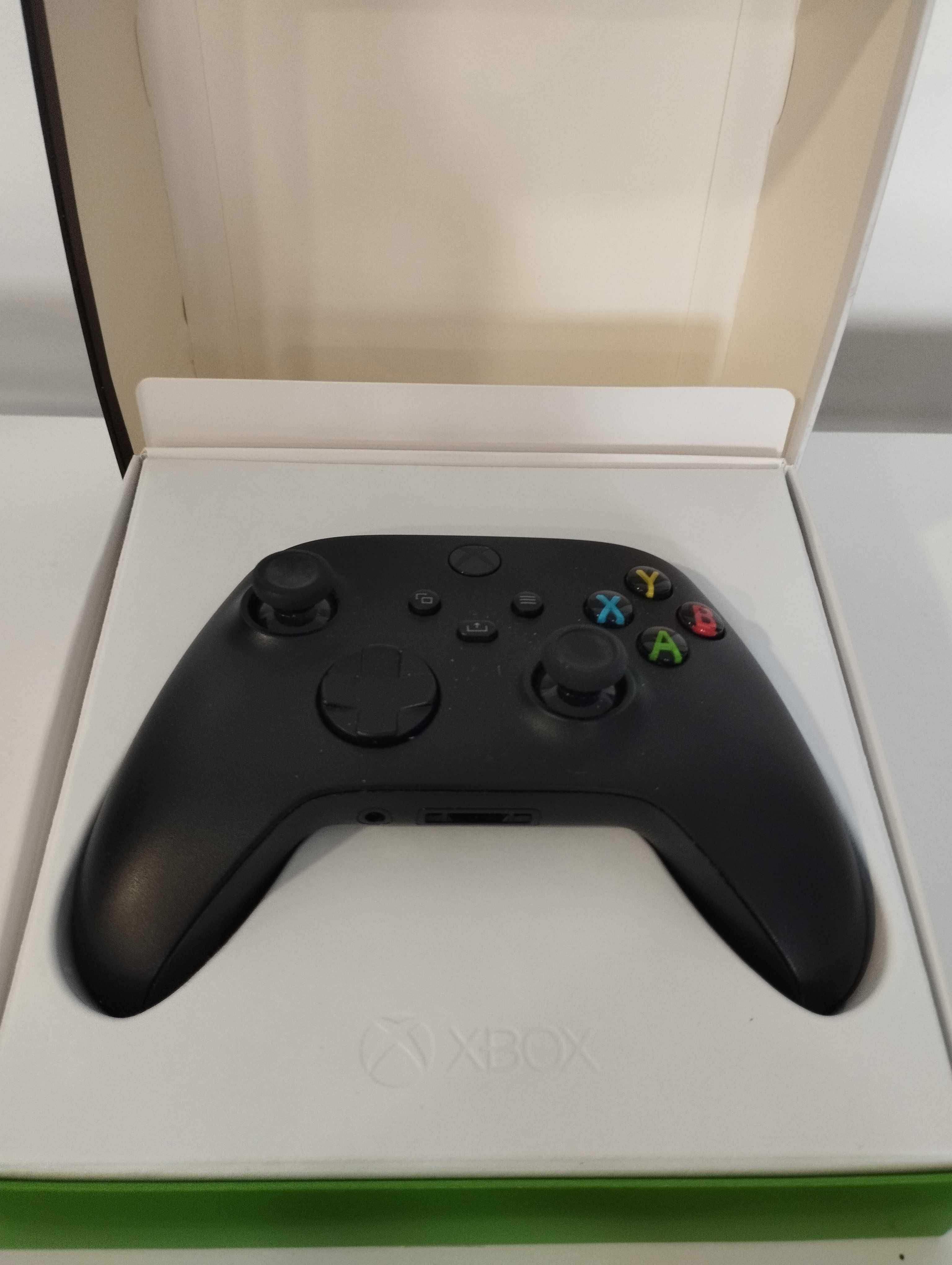 Pad Xbox Series / PC Carbon Black + kabel USB-C.