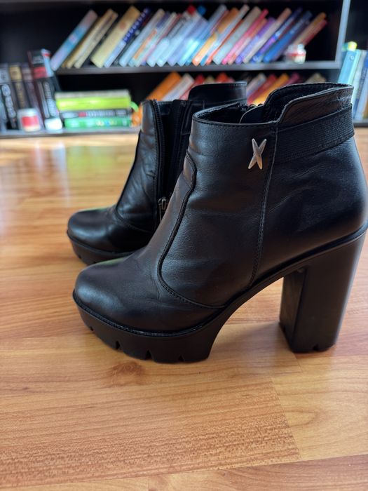 Черевики шкіряні 38 розмір