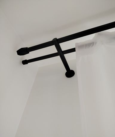 Karnisz podwójny czarny 300cm