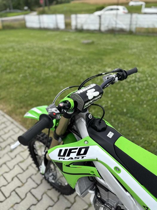 Kawasaki KX450 Stan Salonowy