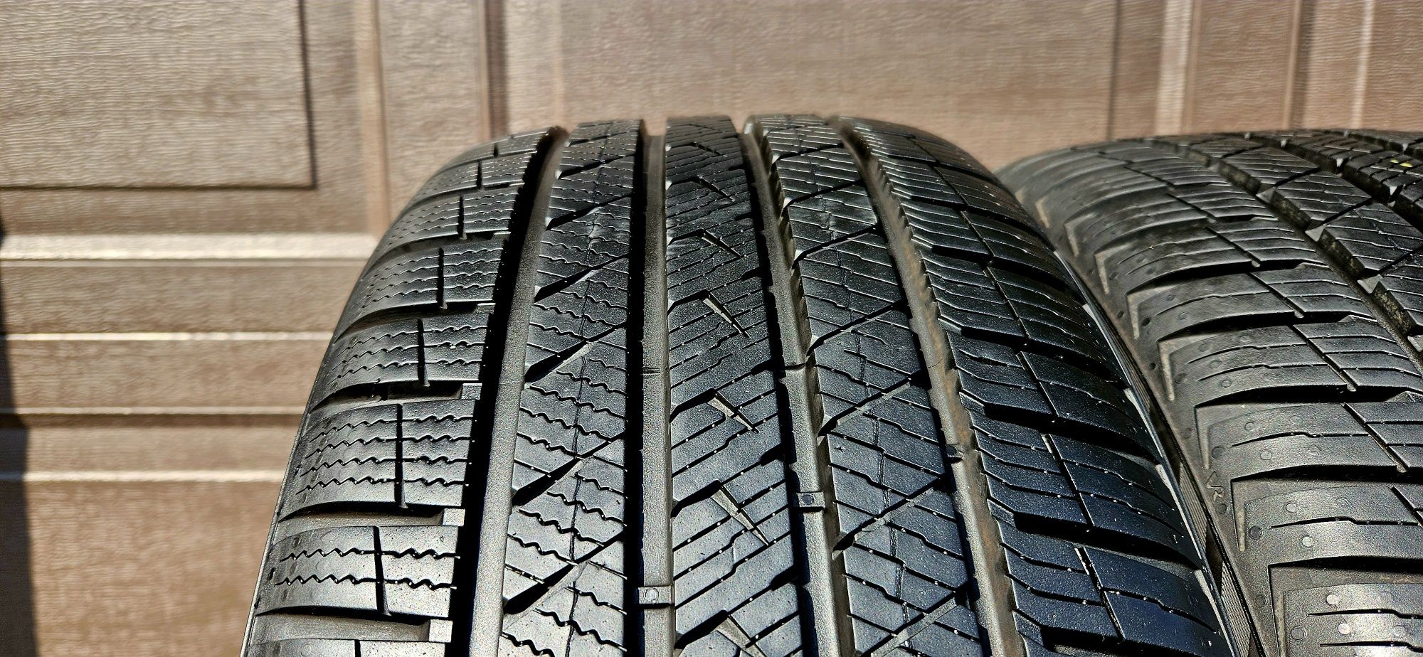 4x Vredestein Quatrac Pro Giugiaro Design 215/45 R18 93Y 7,2-7,4mm