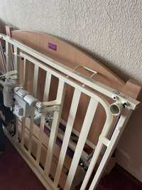 Łóżko rehabilitacyjno-pielęgnacyjne, sterowane elektrycznie