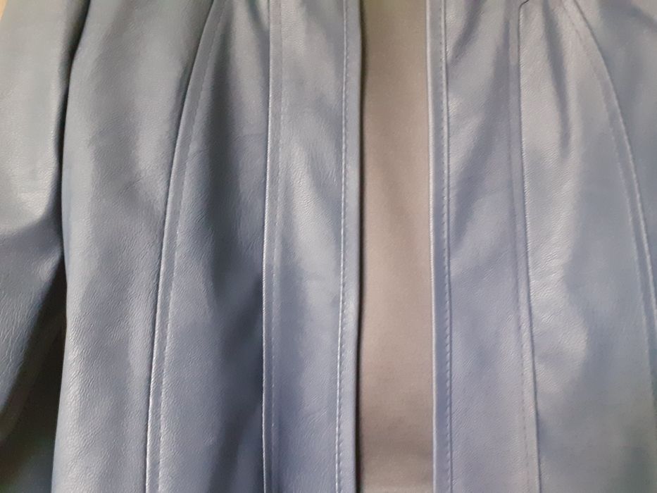 Żakiet skóropodobny