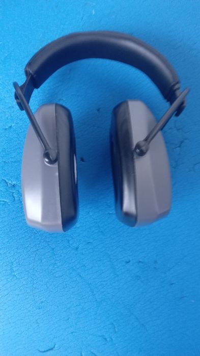 Tanio sprzedam nauszniki ochronne, tylko 10zł.