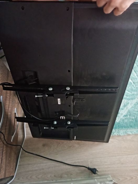 Телевізор Продам новий