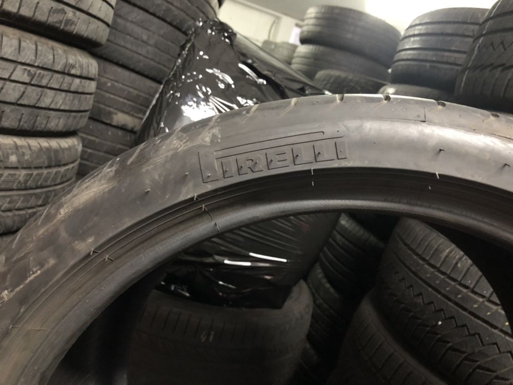 4xPirelli 305 30r20., 2015 6mm