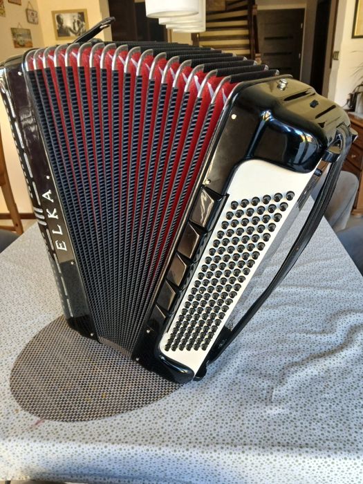 Włoski akordeon Elka Sem