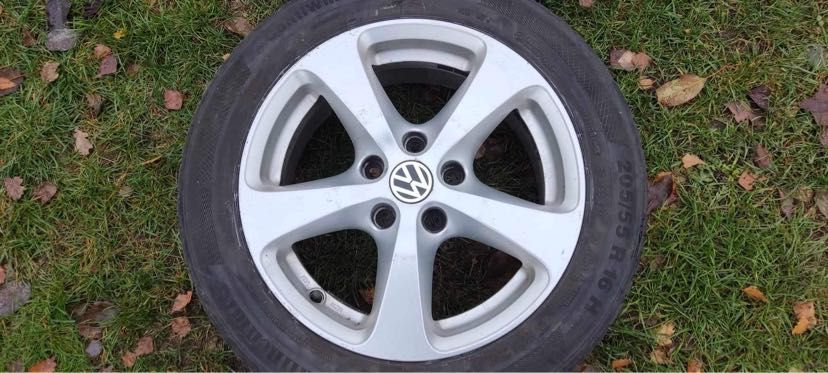 Alufelgi wraz z zimowymi oponami 5x112 R16 VW