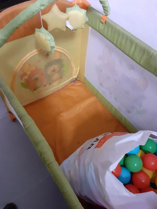 Berço/ parque infantil de viagem