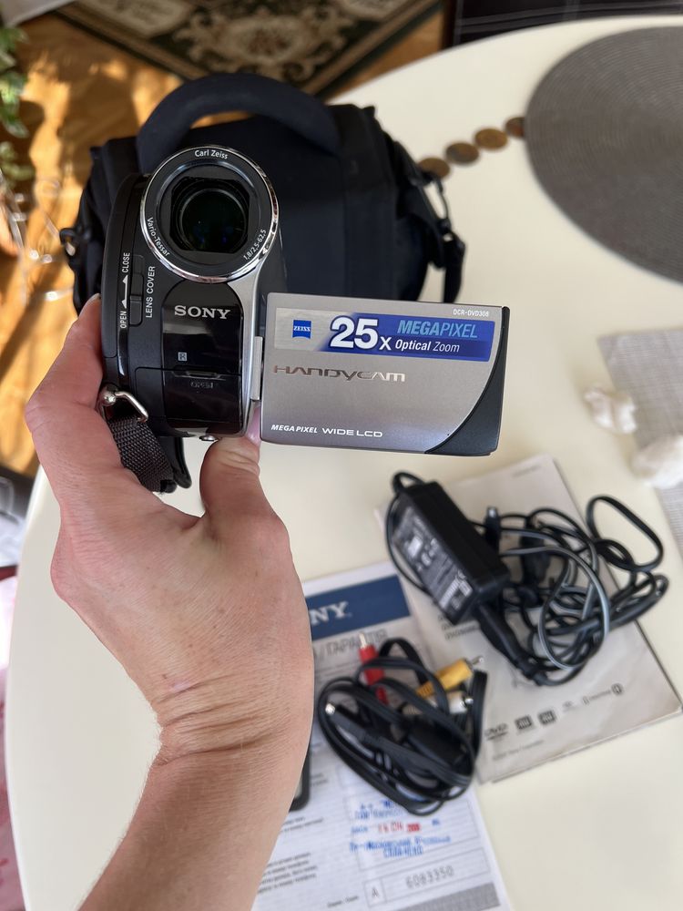 відеокамера фотокамера  sony DCR DVD-308