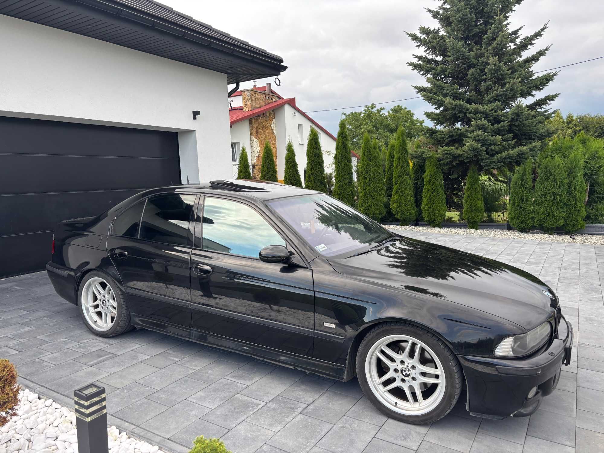 BMW e39 3.0i 2002 fabryczny M-pakiet