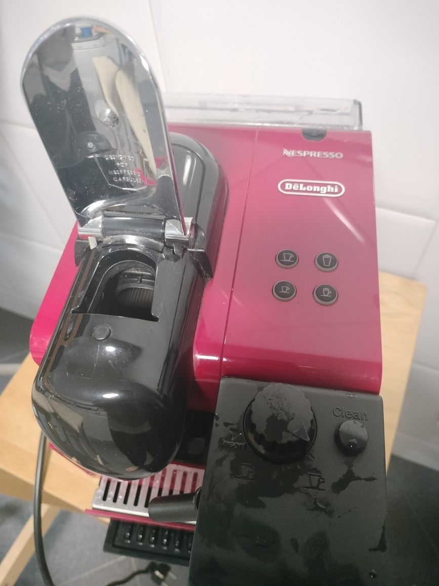 Delonghi Nespresso máquina café