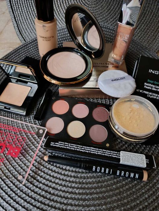 Guerlain, DIOR, хайлайтер Lancome, Sensai, олівець-тіні Bobbi Brоwn