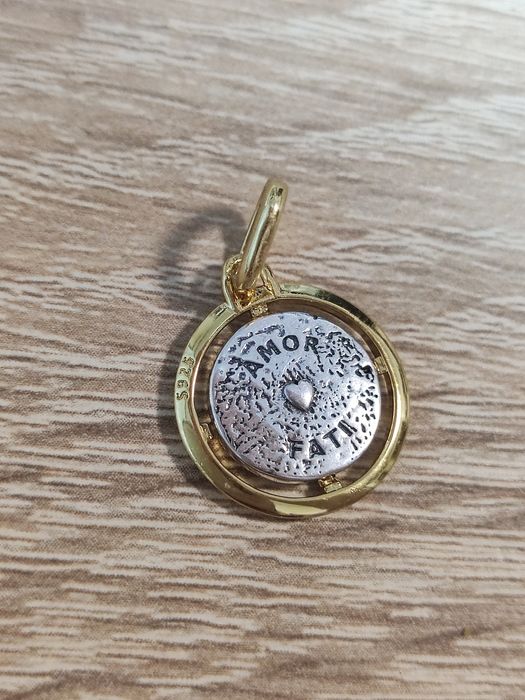 Amulet charm's Kupidyny anioły S925 nowy medalion