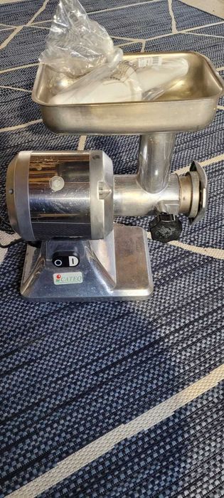 Maszynka do Miesta typu Wilk Cateq 2007 rok