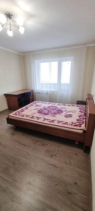 Продам чудову квартиру на пр.Червоної Калини 93а!