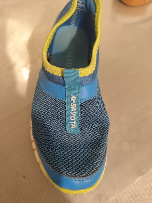 Кросовки подростковые