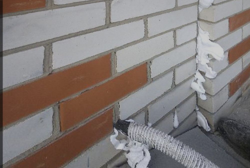 Утеплення піноізолом від 270грн/м²