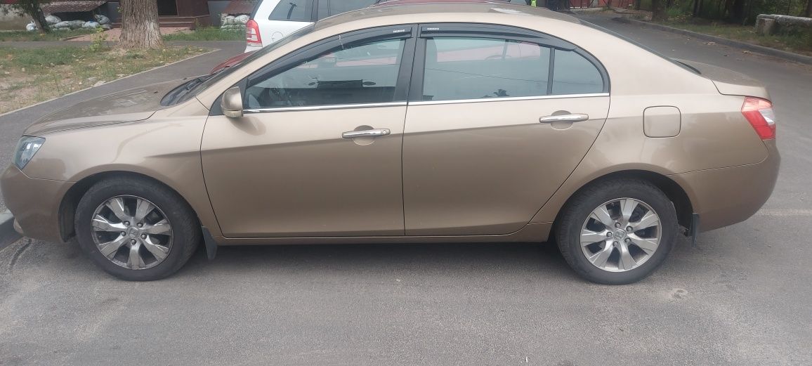 Geely Emgrand ес7 . 2012