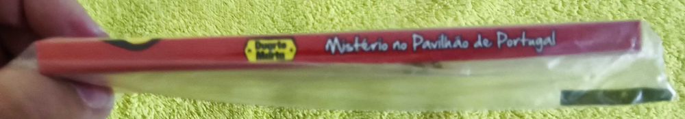 Livro Infantil "Duarte e Marta, Mistério no Pavilhão de Portugal
