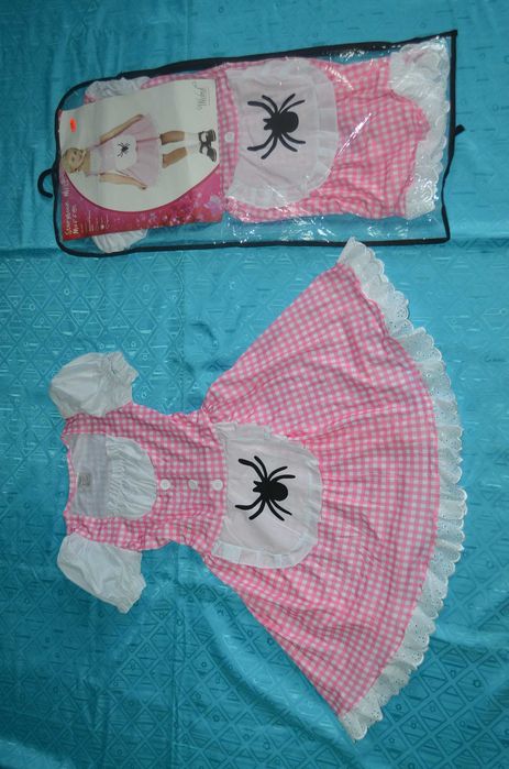 Нове плаття чарівниця павутинки девушка человека паука спайдермен магі