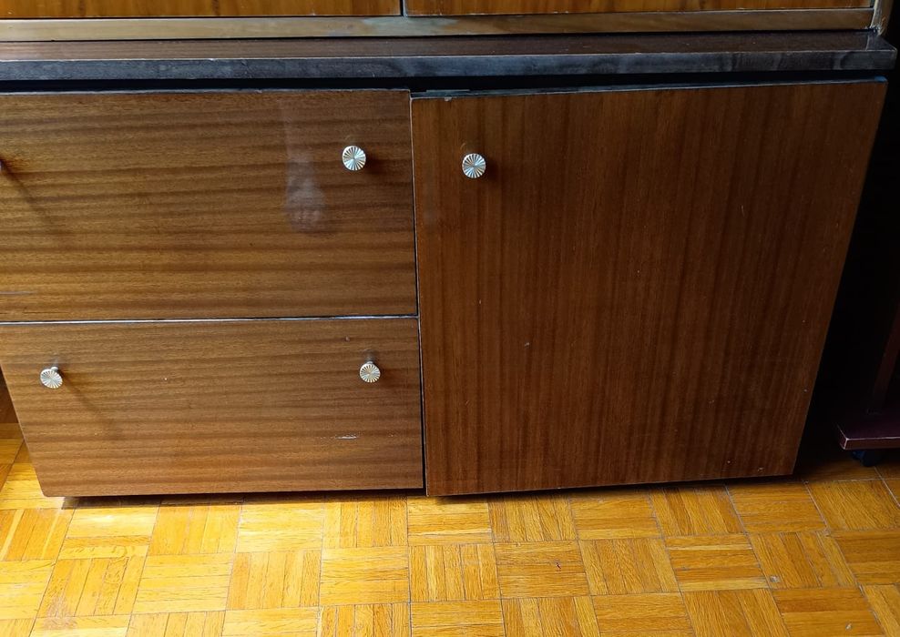 Szafka na płyty analogowe PRL