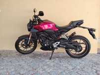 Vendo Honda CB300r