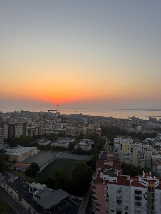 Quarto pra Renda em Almada