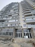 Продаж приміщення з вітражними вікнами