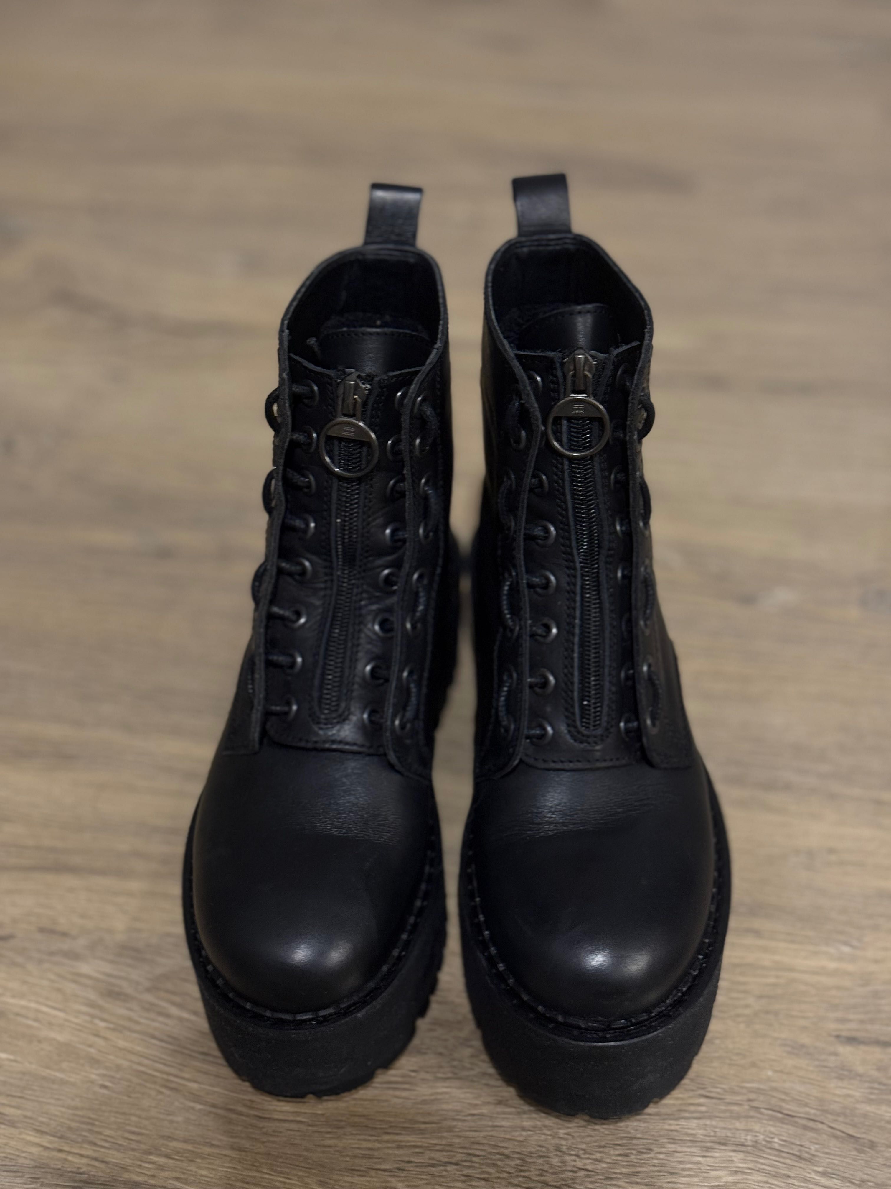 Botki Tommy Hilfiger Tamy Higher 3A EN0EN02005 BDS