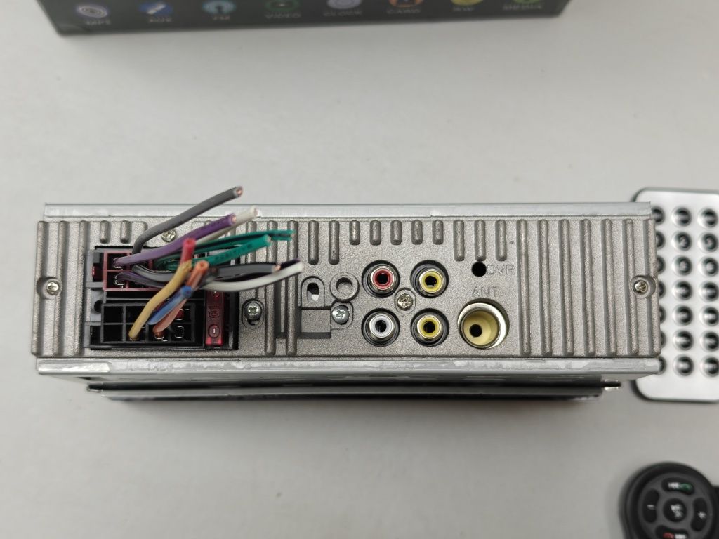 Radio Samochodowe 1DIN 4,1" BLUETOOTH USB AUX SD PILOT