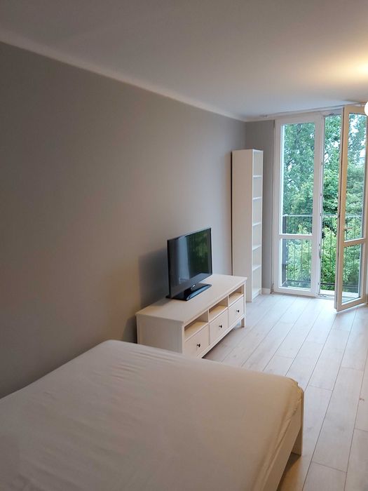 Przytulna kawalerka na bielanach blisko metra Wawrzyszew