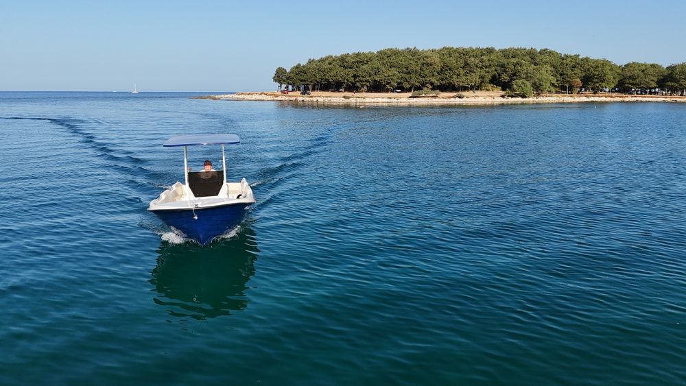 NOWA Łódź Motorowa Kraken 520 Sunbay Open Konsola Sztywny Dach