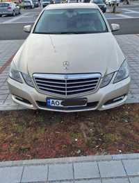 Mercedes-Benz E250