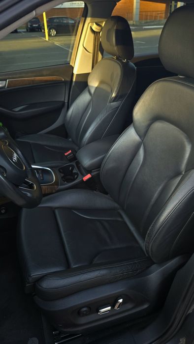 Офіційна Audi Q5