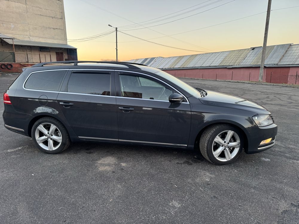 Розборка VW Passat B7, універсал, європа,2.0 ТDI. Колір LI7F